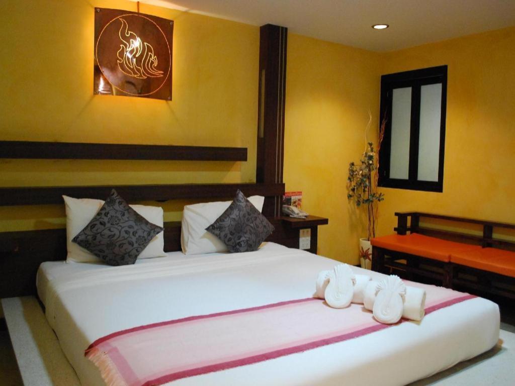 Tanisa Resort Чумпхон Экстерьер фото